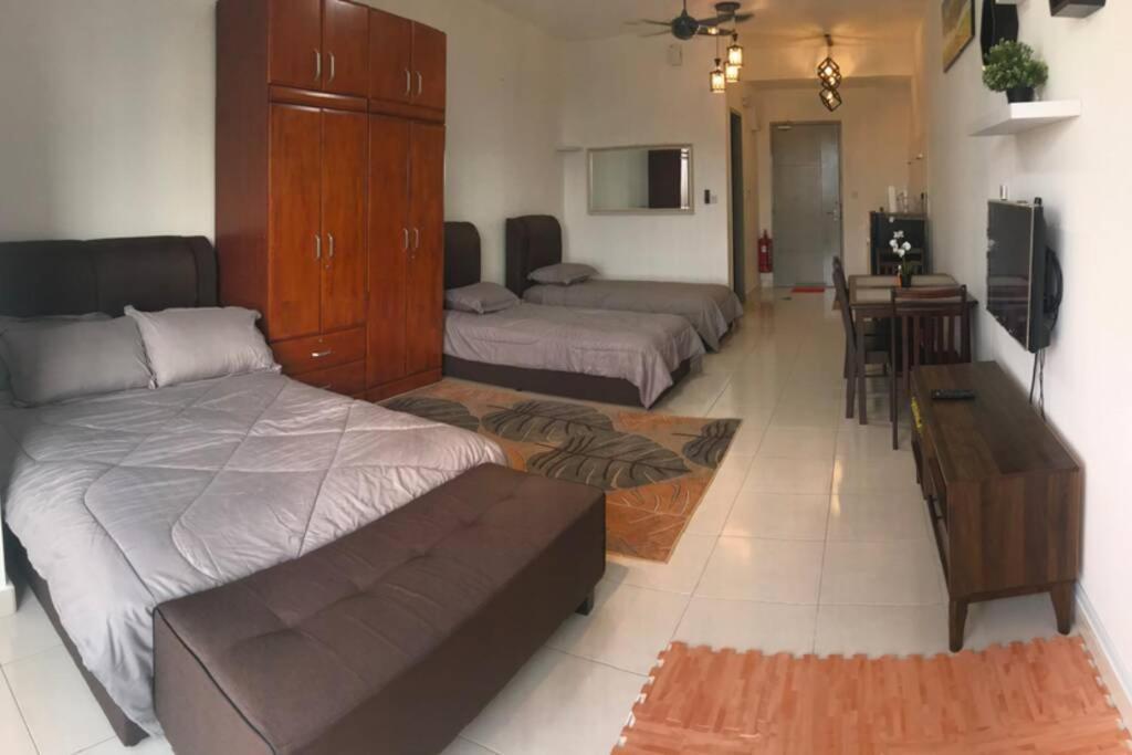 Homestaybaba Close To Ukm, Gmi, & More ! Kajang Buitenkant foto