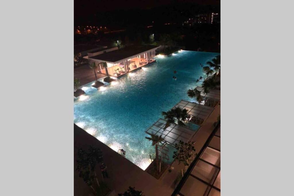 Homestaybaba Close To Ukm, Gmi, & More ! Kajang Buitenkant foto